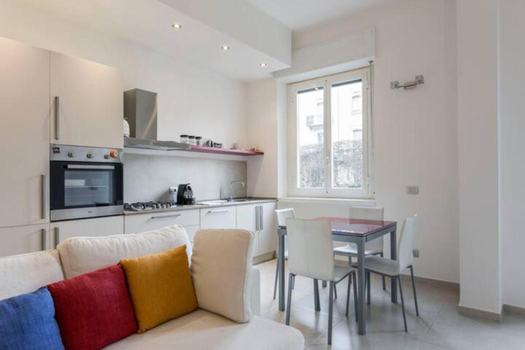 Loreto & Stazione Centrale Cozy Apartment Мілан Екстер'єр фото