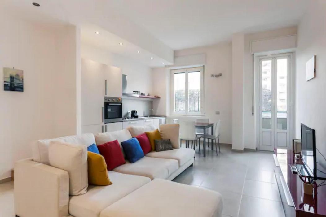 Loreto & Stazione Centrale Cozy Apartment Мілан Екстер'єр фото